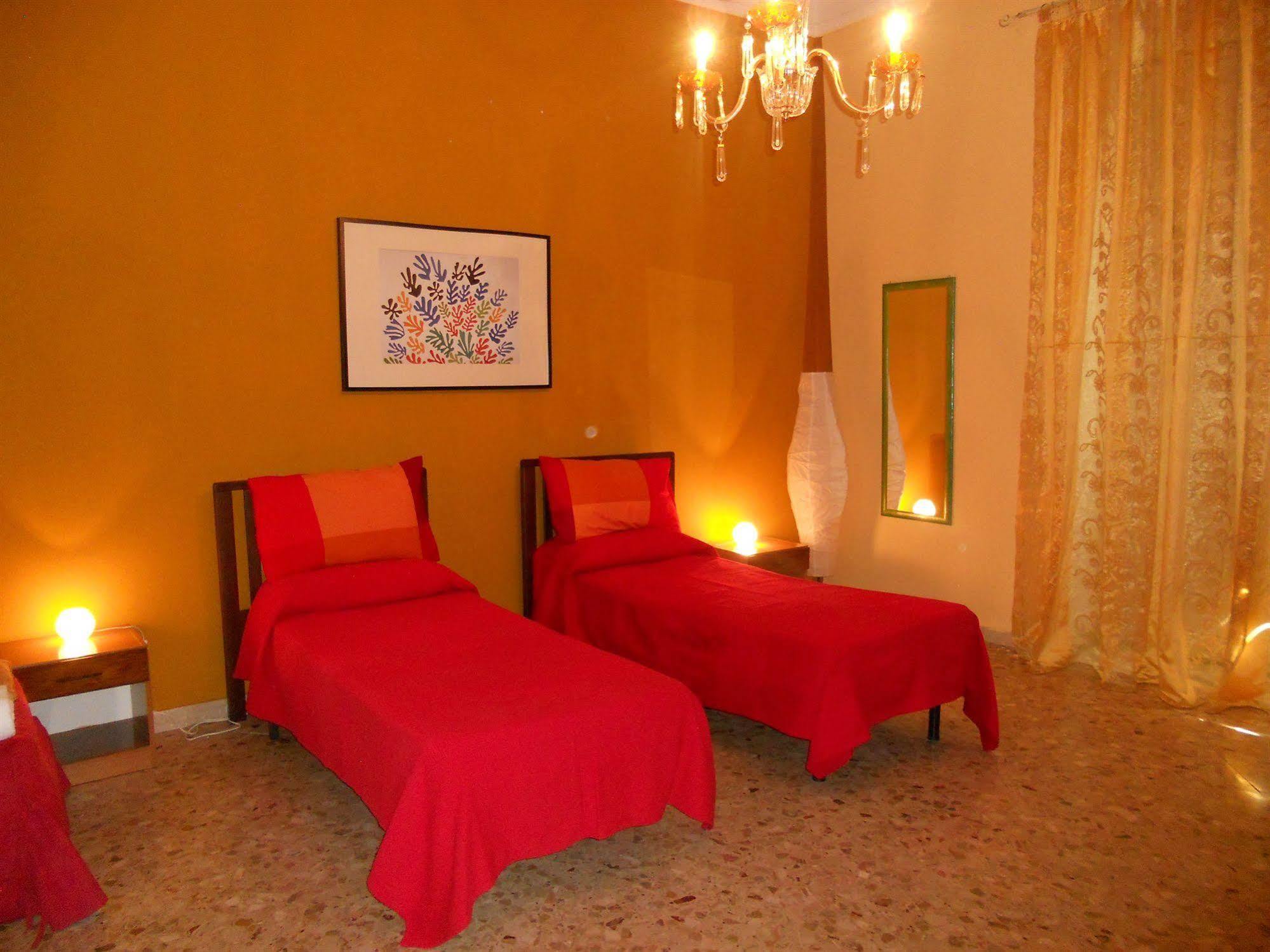 Piccadilly House Bed and Breakfast Catania Exterior foto